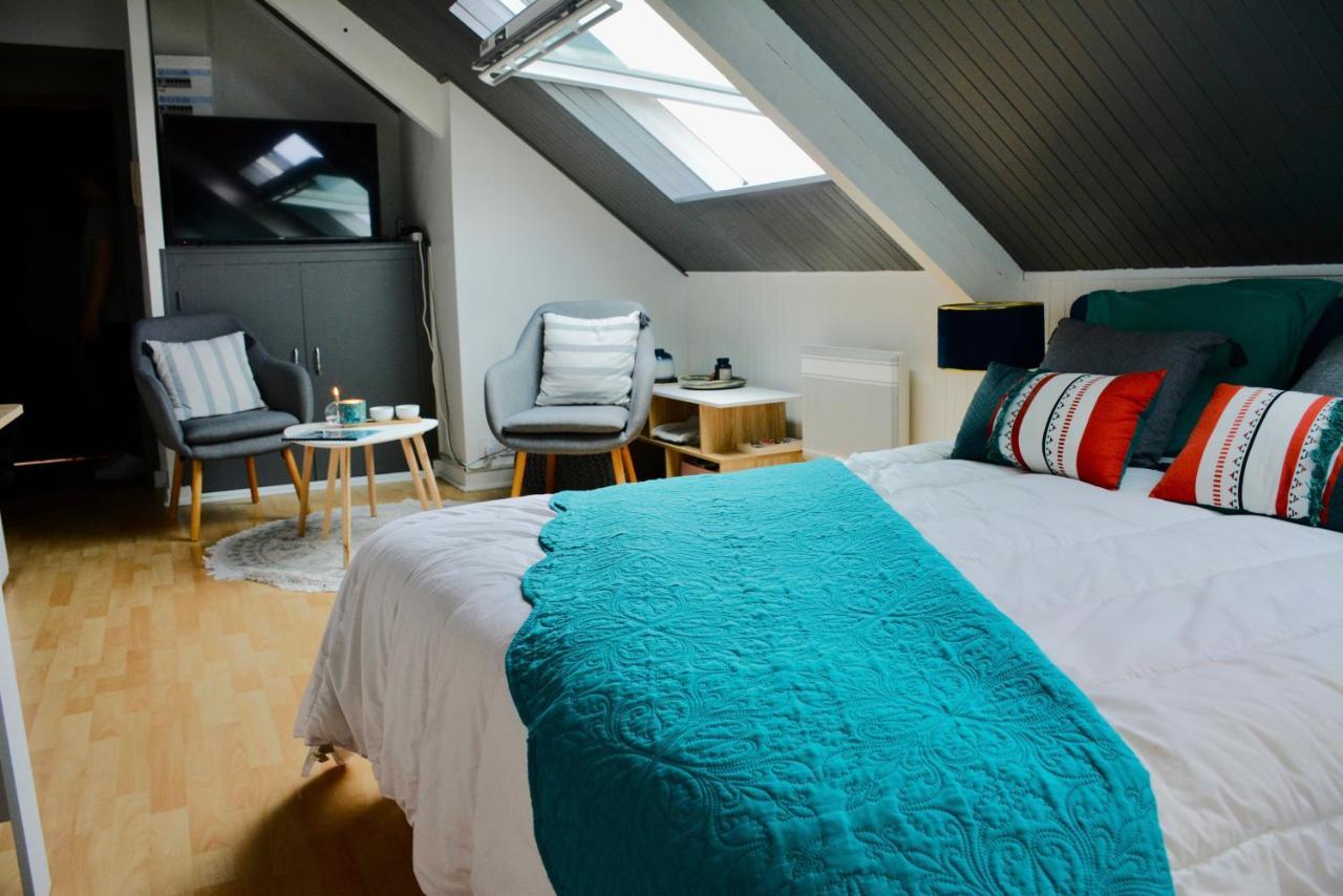 Agreable Cocon Sous Les Toits - Parking - Wifi Apartment Pleneuf-Val-Andre Exterior photo